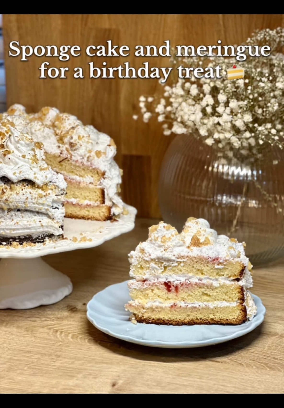 Just a little glimpse into the process of making this soft sponge, made from scratch. A layer of strawberry jam and meringue ! Meringue, gently swirled on top. Finished with chopped walnuts. Simple, sweet, and made with love .#homebaking#birthdaycake #DIY #diycake #birthdayboy #simple #fyp #birthday 