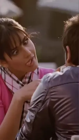 Tera Hone Laga Hoon APKGK - Atif Aslam - P 1 Hindi Song with English Translation  . . . #bollywood  #bollywoodstyle  #bollywoodsong  #terahonelagahoon  #songtranslation  #atifaslam  #ajabpremkigazabkahaani  #foryоu 