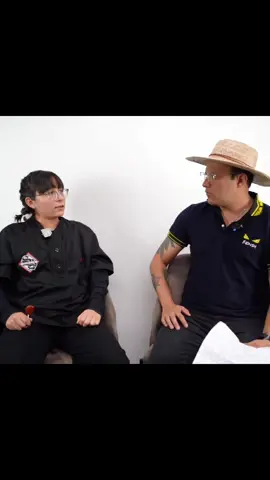 sacando de sus casillas a azuky en entrevista #azuky #luisitorey #comediahumor #comedia 