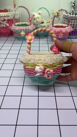 Make cute and pretty flower baskets by disposable cups and yarn. #foryou #DIY #handmade #beautiful #basket #musica #handmadegifts #string #wool #handmadecraft #foryoupage #handwork #flowerbasket 