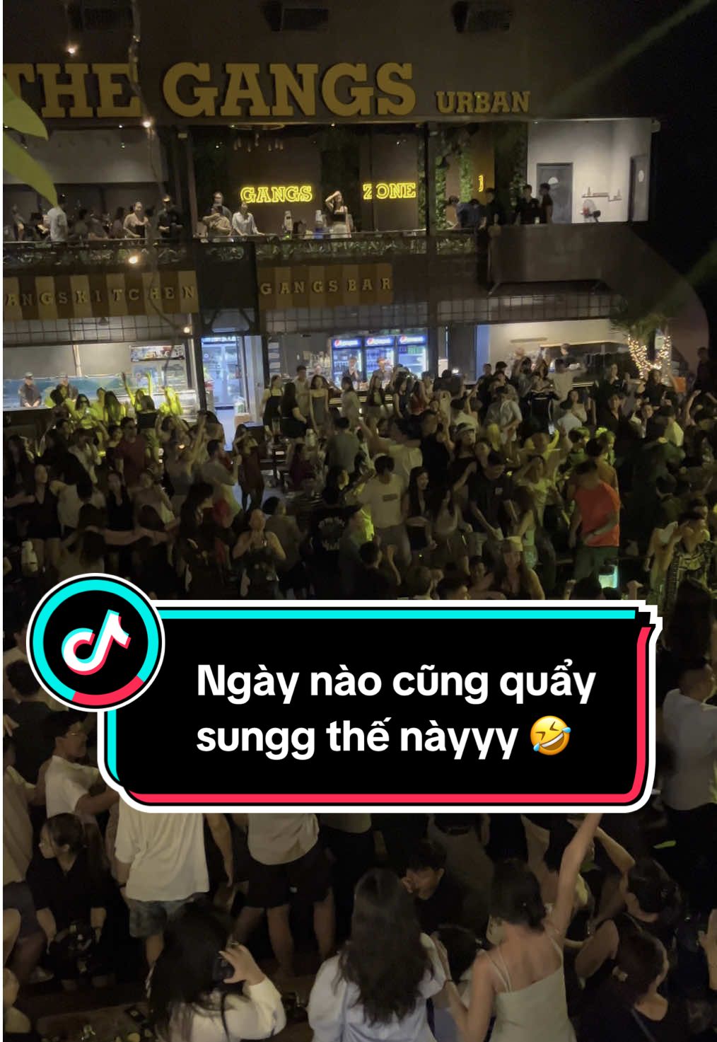 Set kèoo đi quẩy thoaiii anhh chị emmm ơiiii ❤️‍🔥❤️‍🔥 #viral #tiktok #trending #viralvideo #LearnOnTikTok #thegangscentral #thegangsurban #thegangs #review #sgbynight #sgtiktok #thoquaythegangs 