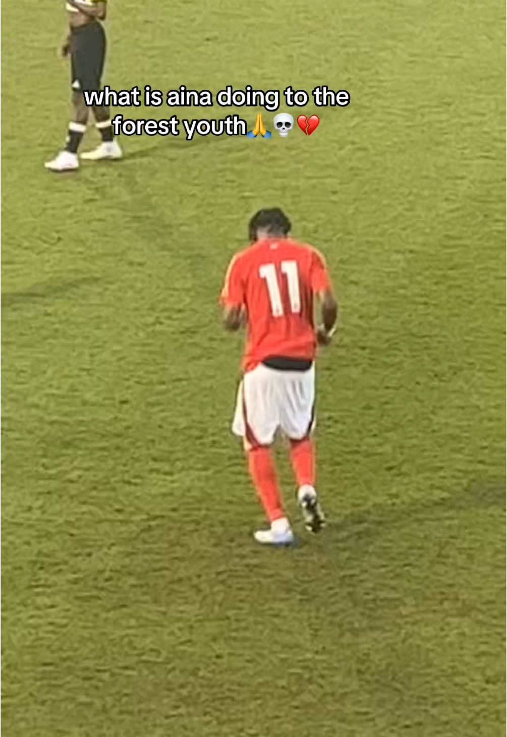 Ola Aina is influencing the baggy shorts & sag at Forest 😭 Ndala got done wrong in this clip 😂 @The116Football #OlaAina #JoelNdala #NFFC #funny #footballfunny #nottinghamforest #jokes #meme #goviral #trending #ballers #football #futbol #futbeol #footy #baggyshorts #fifa #fut #PremierLeague #prem #4u 