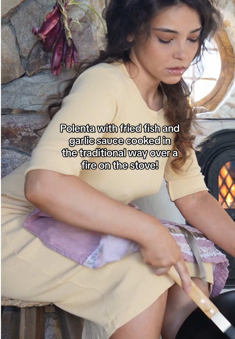 Did the crispiniess wake you up? Definitely if you like polenta with fried fish and garlic sauce cooked in the traditional way over a fire on the stove! Check the full video now!