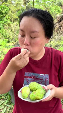review #ăn_trái_nhàu chân thật nhất tôi từng xem#trái_nhàu #mukbang_trái_nhàu #shop_trái_nhàu_a_đạt #nước_cốt_nhàu 