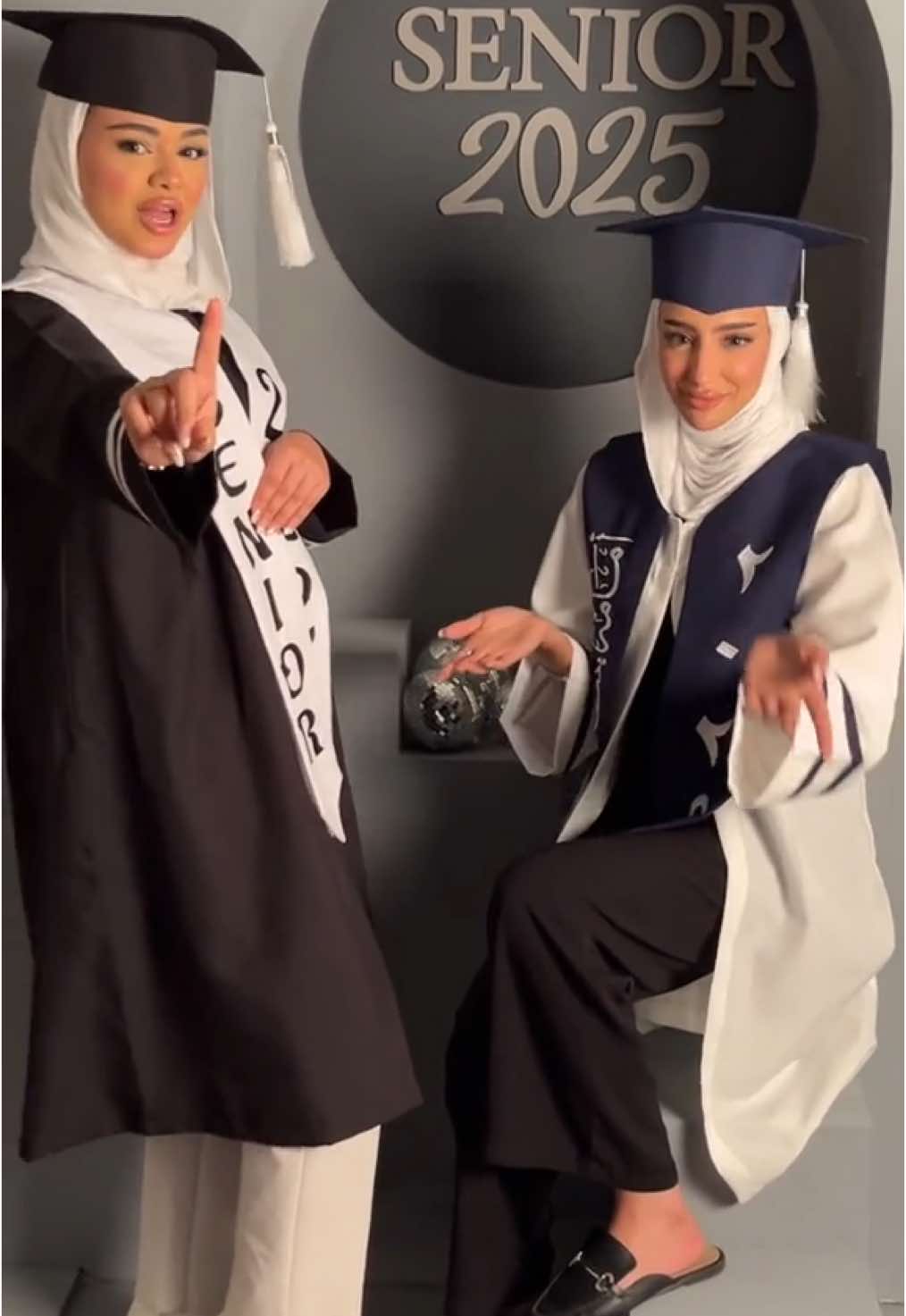 جاهزين؟🎓🎓🎓🎓 #خريجات #خريجات_2025  #مصوره_تخرج #الشعب_الصيني_ماله_حل😂😂 #fy #fyppppppppppppppppppppppp #تخرج 