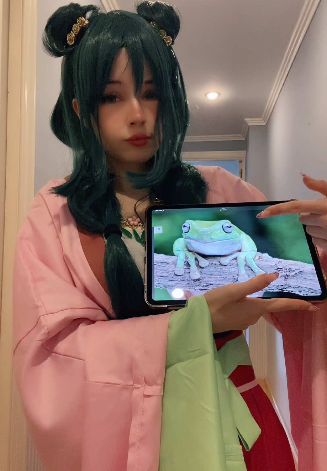 my maomao cosplay hasn’t reached apothecarytok unfortunately #theapothecarydiaries #kusuriyanohitorigoto #maomaocosplay #cosplayer #apothecarydiaries 