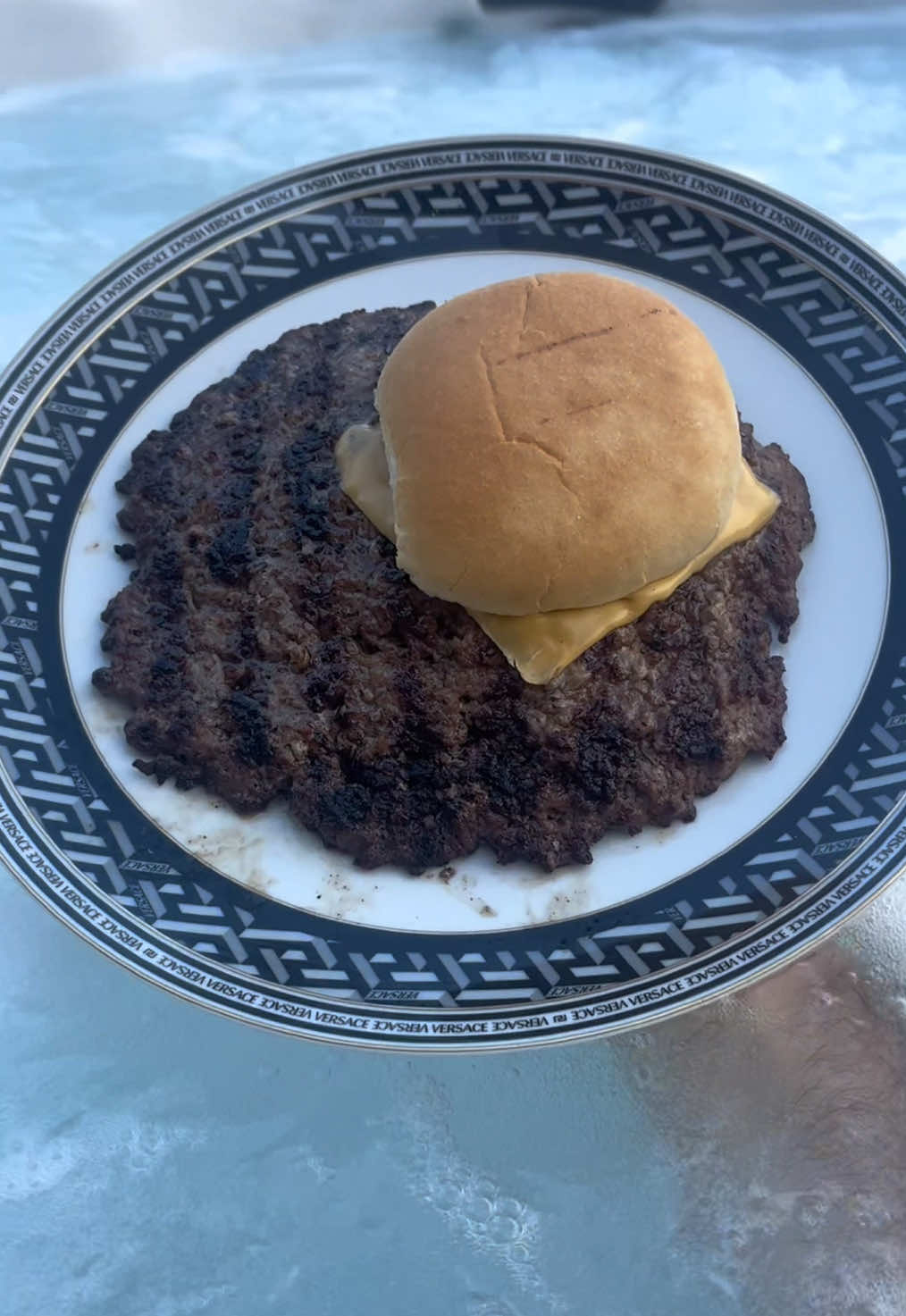 Living the dream! #bbq #grill #weber #burger #cheeseburger #beef @Gordon Ramsay 