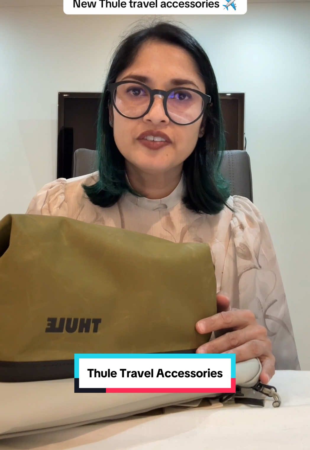 New #Thule travel accessories: Aion toiletry bag & Chasm packing cube. #packingtips #BringYourLife