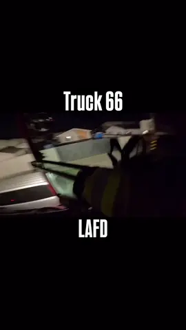 LA City Truck 66 🤘🔥 #BlueCollarFiremen 🎥 @b_gutx via @thedirtydeuce 
