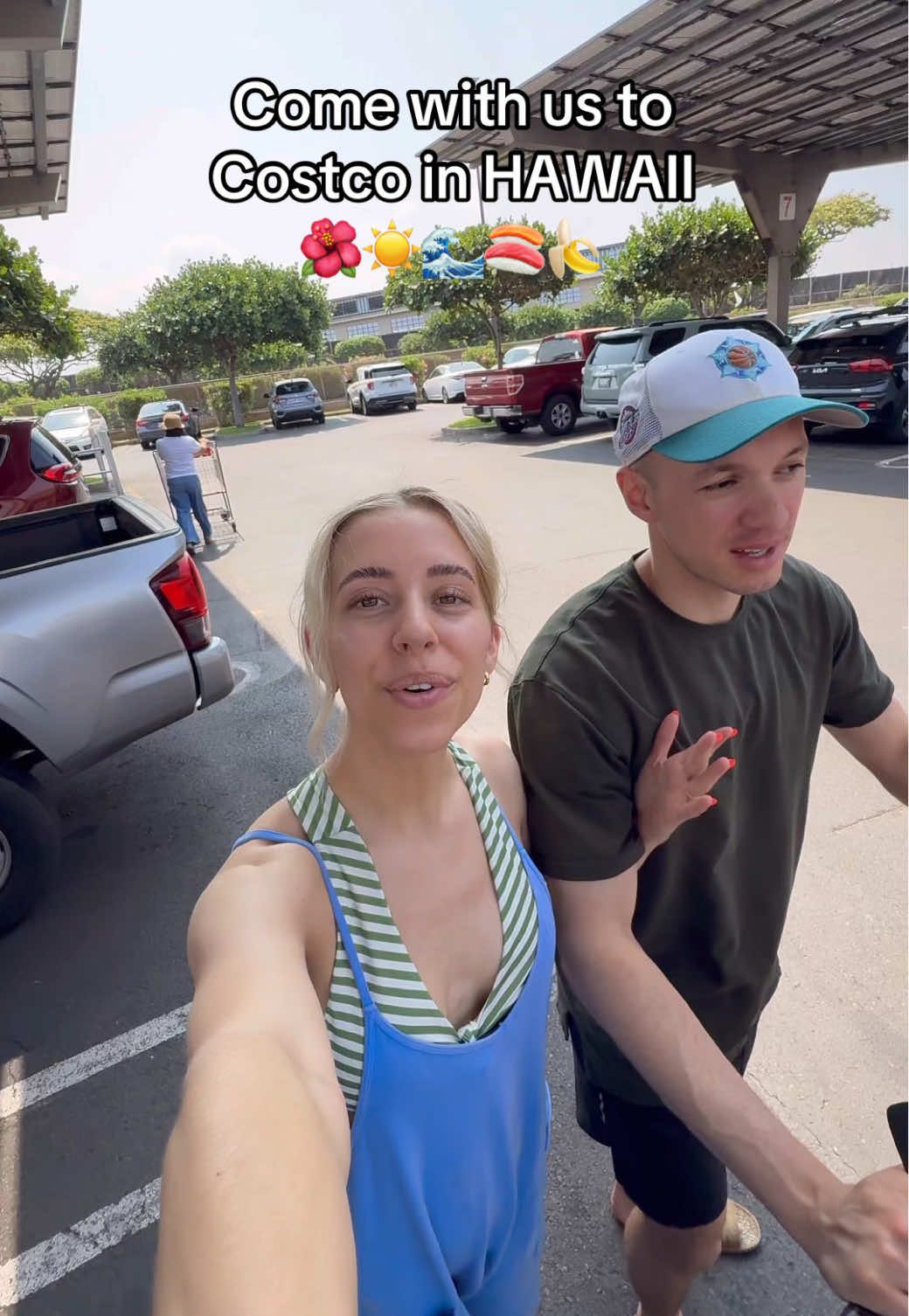 Our fav place but in HAWAII?!🤩 #dayinmylife #dayinthelife #Vlog #toddlersoftiktok #toddlertok #toddlermom #vacation #fyp #traveltiktok 