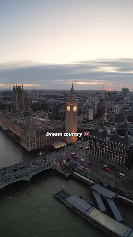 #LONDON_❤️_VIBES 