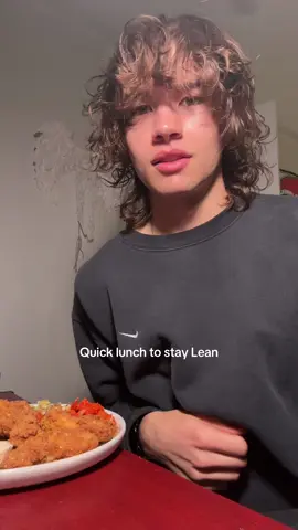 “Real good chicken” is my go to when I don’t have a lot of time to make food #djboyband #boybandlife  