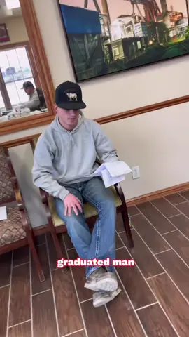 It worked for Landon. If you’re ready to show up and work, it’ll work for you too. Got questions about Missouri Welding Institute? Give us a call or shoot us a text at (417) 566-1446 🔽Hours of operations SUNDAY / CLOSED MONDAY-THURSDAY / 8:00am-4:30pm FRIDAY / 8:00-3:00pm SATURDAY / CLOSED #weldingschools #tradeschool #learntoweld #weldingclasses #tradelife #welder #welding #bluecollar 