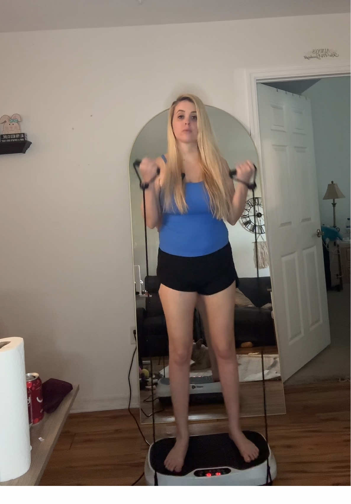I lost 40 lbs! Here’s how I maintain my weight. #weightloss #motivation #vibrationplate #vibration #loseweight #diet #losepounds #pounds #howtoloseweightforwomen #women #weightmanagement #lost 