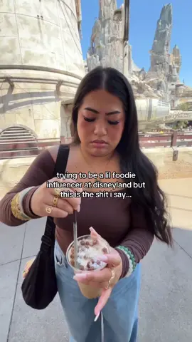 also why did i rip that shit open like an animal LMAO. but this cold brew was sooo good #disney #disneyland #anaheim #disneylandcalifornia #disneyparks #themepark #starwarsland #galaxysedge #Foodie #foodtiktok #foodreview #lactaid 