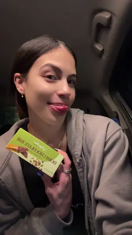 I Decided To Try…. ✨ The Dubai Chocolate Bar ✨ @Sugar Bear Candy Store  #fypシ゚viral #dubaichocolate #sugarbear #chocolate #recommendations #recommend #wasitworthit #fyp 
