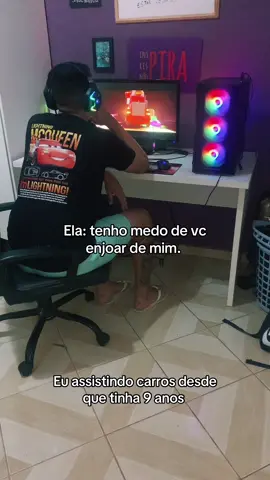 Não importa a idade, sempre irei assistir kkk  #foyou #humor #memestiktok #carros #relampagomcqueen 