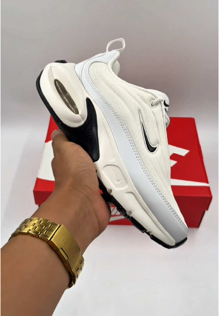 Nike Air Max Portal – Comodidad con estilo futurista ✅ Diseño moderno en color blanco hueso con detalles en negro ✅ Tecnología Air Max para una amortiguación superior ✅ Perfectas para el día a día o combinar con cualquier outfit urbano ✅ Suela resistente y cómoda para todo tipo de terreno Originales y con calidad garantizada #SneakSport #SneakSportLovers #SneakSport #sneaksportlovers💎 #loversofsneaks❤️ 