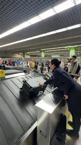 Welcome to China! 👏👏👏 #china #beijing #jalanjalan #airport #aviation 