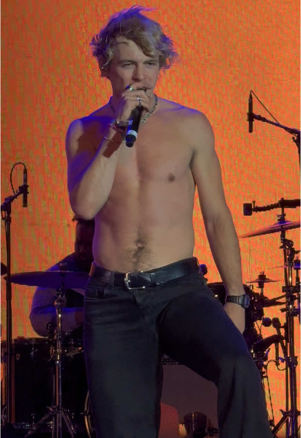🫦🫦 @The Driver Era @ross_lynch #tecatepalnorte #palnorte #rosslynch #thedriverera #concierto #fyp #viral 