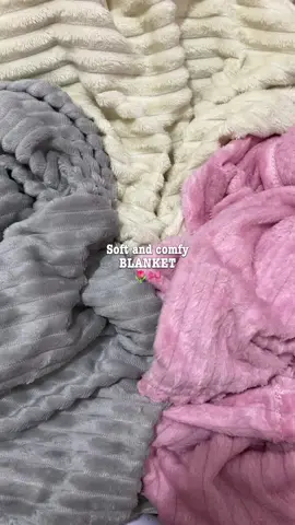 Fluffy Blanket ☁️🌸 #softandcomfy #blanket #quality #affordableblanket #fyp #youmusthave 