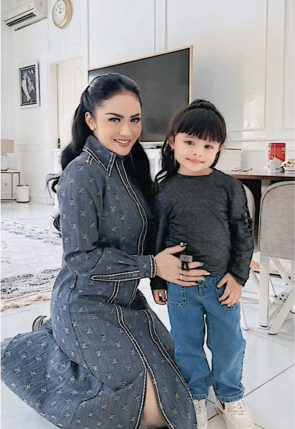 Harus mirip banget ya kak?😅