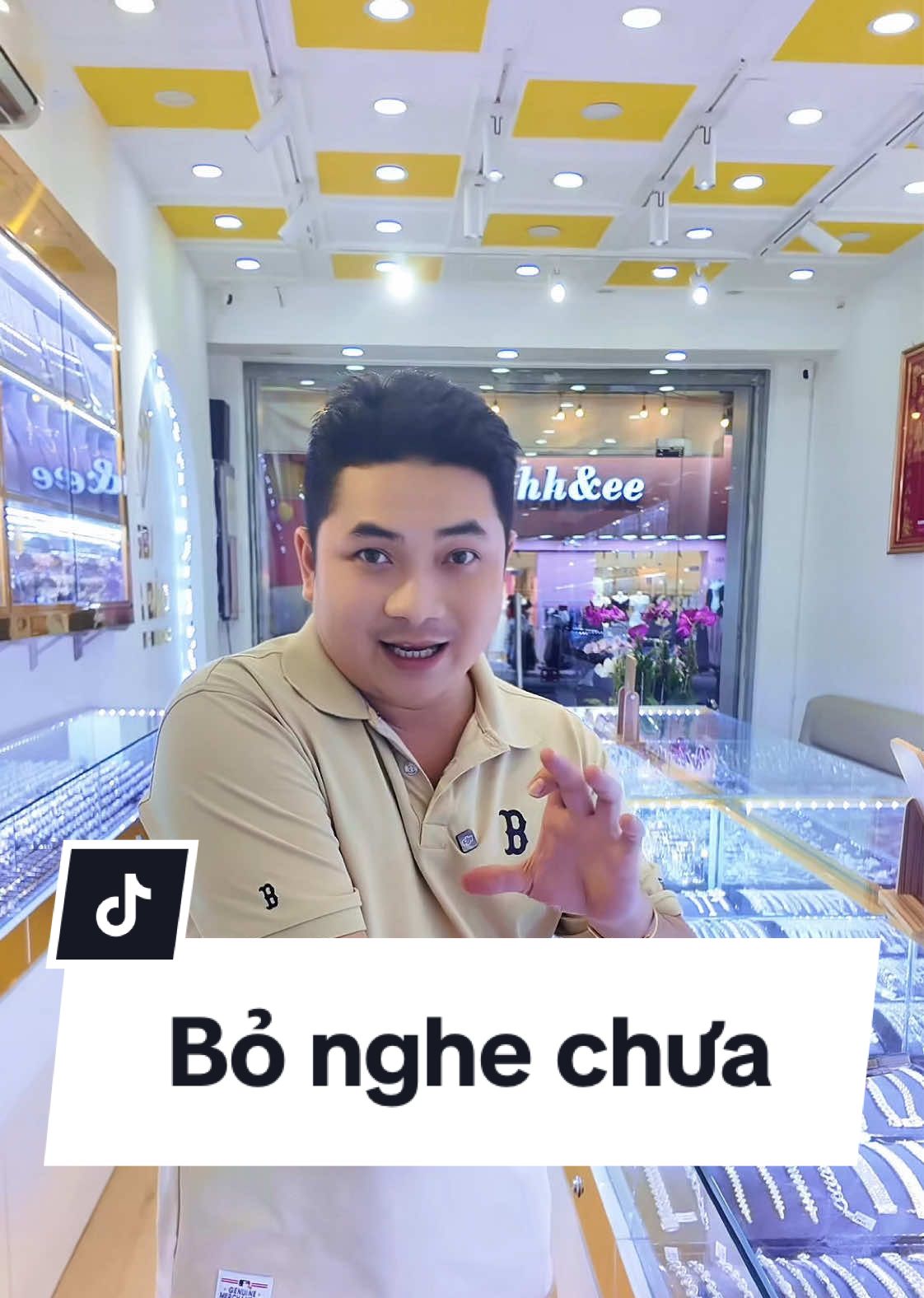 Đụng ai chứ đụng tới tui là bậy rồi.  #congtyvangbacgiabao #trangsuc #xuhuong #giabaojewelry #kimhoantienphat 
