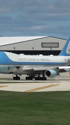 Air Force 1; USA's Presidential Plane #Airforce1 #avgeek #fyppppppp #Airport #mabuhay #PresidentialPlane #USA #DonaldTrump 