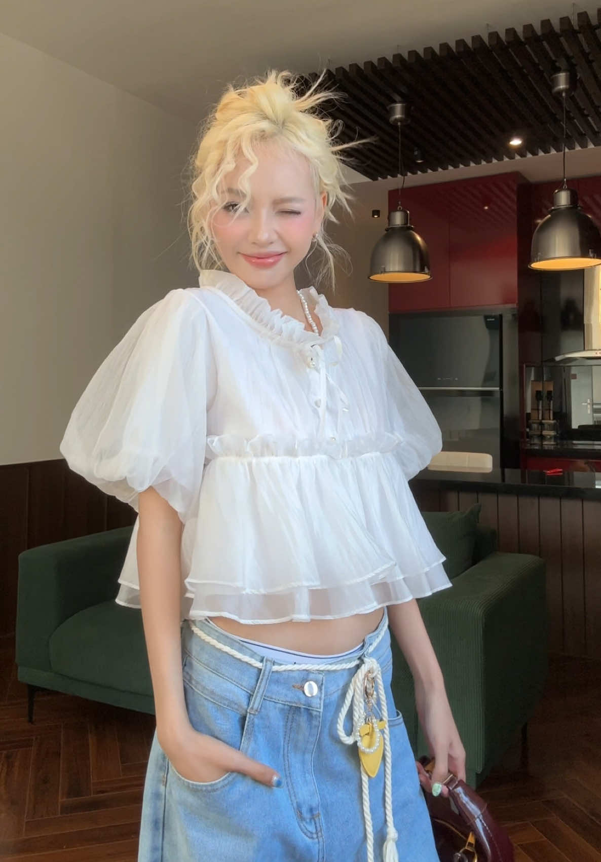 Women 👛💄🌷🦩#navie #OOTD 