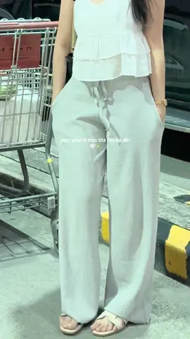 ito lang yung knitted pants na nakita ko dito na may 2 pockets and may ribbon sya so adjustable depende sa gusto mong luwag 🤍 #knittedpants #pantsforwomen #widelegpants 