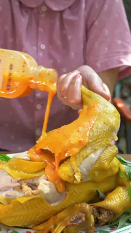 Món ăn ngon không thể thiếu muối chấm nhà Tiệm