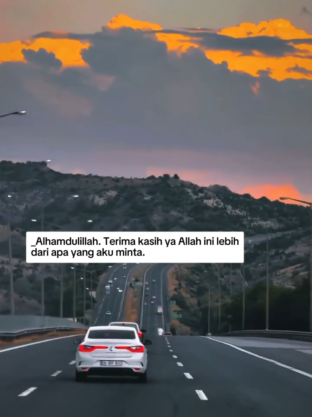 perbanyaklah bersyukur agar nikmat km ditambah#CapCut #remindertomyself #storycinematic 