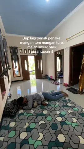Besok timggal brangkat merantau udah gk keroso ae 🙂#slamanakrantaupejuangrupiah💪💪🇮🇩 #storianakrantaupejuangrupiah 