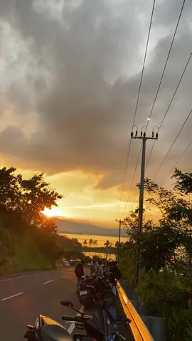 #berandafyp #sunset #jatigede #sumedang #fy #jawabarat #sunsetvibes #indonesia 