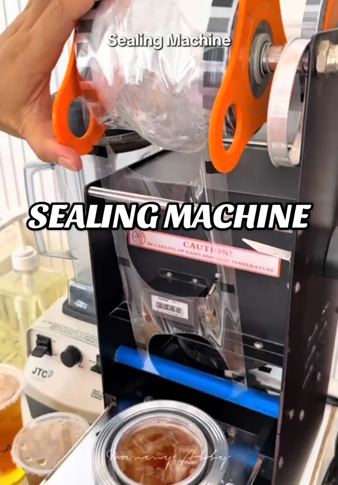 Ang laki ng natipid ko nung sealing machine na yung ginamit ko. Dati kasi lid ang gamit ko sa milktea kaya magastos. Kaya go ka na dito sa sealing machine na to! ❤️  #milktea  #sealingmachine  #sealingmachinemilktea  #sealingmachineforcup  #sealermachine  #
