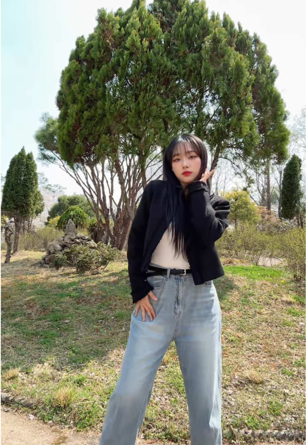 오늘 기분 별로였으니까 영상 하나 더 올려야지🥺 다들 오늘 하루 어떠셨나요?🤔 #korean #dance #challenge #baam 