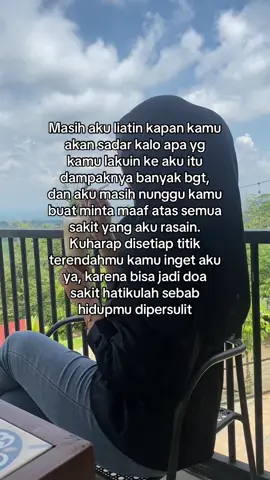 Diserang trust issue, mental health, trauma dan masih banyak lainnya tapi harus tetep keliatan baik2 aja tu ga mudah. Semangat buat kalian yg juga ngalamin hal ini🫂