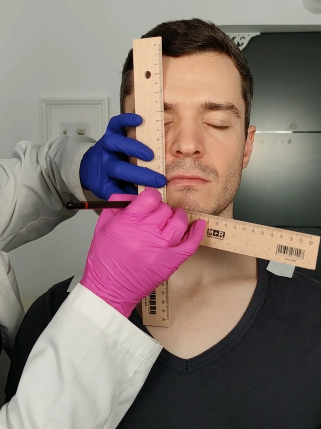 I take a few measurements of his head #asmr #asmrvideo 
