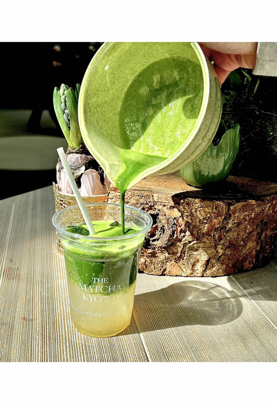 Yuzu Matcha Fizz 🍋  Don’t know what to get to quench that thirst? This one will surely cool you down🫶 Available in all pop ups. 9th April 11-6 City Tower M1 4BT 10th-12th 4-10 April General Store Ancoats M4 5AB #manchester #mcr #matcha #matchakyoto #matchaholic #matchalover #coffee #strawberry #strawberrymatchalatte #matchacream #citytower #piccadillygardens #japan #matchatea #food #foodphotography #foodstagram #coffeelover #coffeetime 