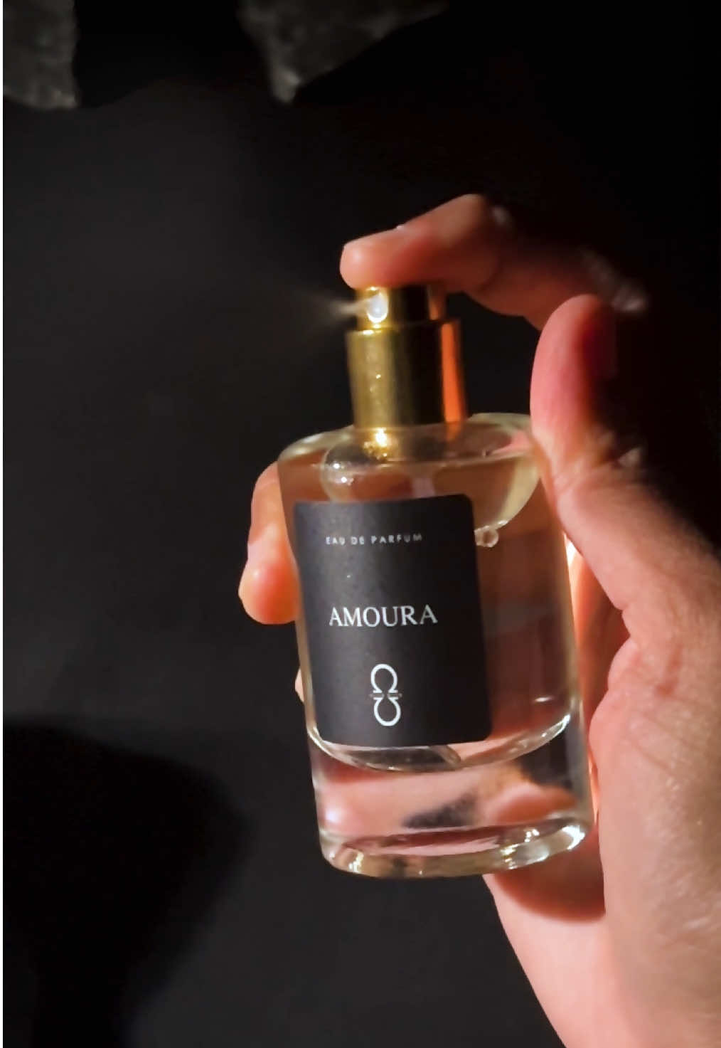 Please welcome, the new Alha Alfa Eau De Parfum. 🖤 Dropping in 9 unique scents, it's sleek, classy, and easy to carry around - the perfect fragrance for both him and her.✨ Checkout our showcase! #alhaalfacosmetics #alhaalfa #produkalhaalfa #perfume #perfumealhaalfa #edp #fragrance #fyp 
