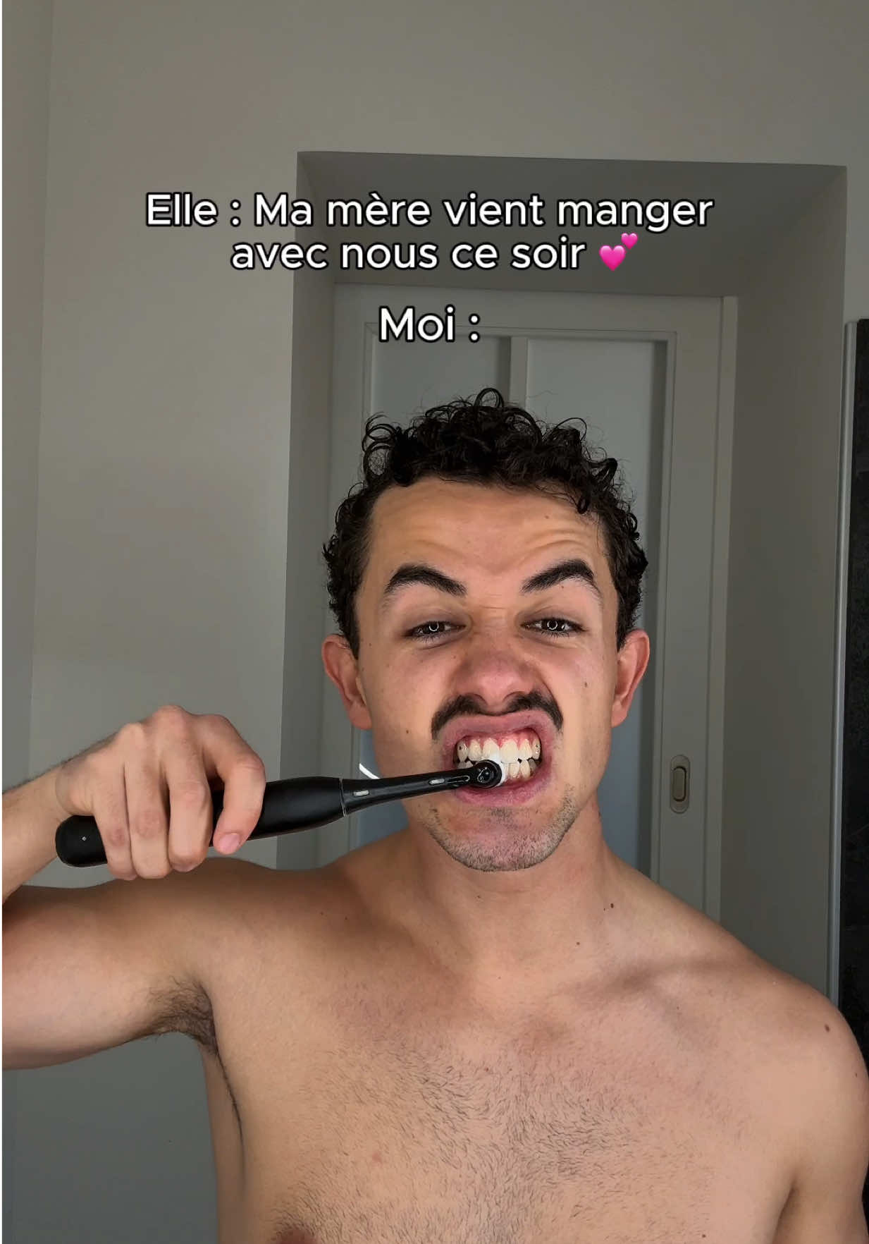 Bonjour belle maman 😏 Produits :  @Kiehl's Since 1851  @Gillette  @Erborian France  @Merci Handy  @Anastasia Beverly Hills  @Kérastase  @Sephora Collection 