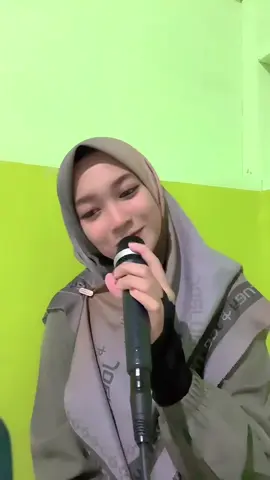 #allohummasollialaasayidinamuhammad  isyafa’lana ya Alloh 🤲🏻🤲🏻🥹#masyaallahtabarakkallah #😊😊 #bismillahfyp #assalamualaikayarasulullah #sholawat #LIVEhighlights #TikTokLIVE #LIVE 