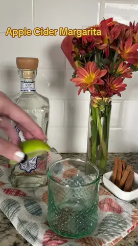 Apple Cider Margarita recipe. #margarita #applecider #cocktail 