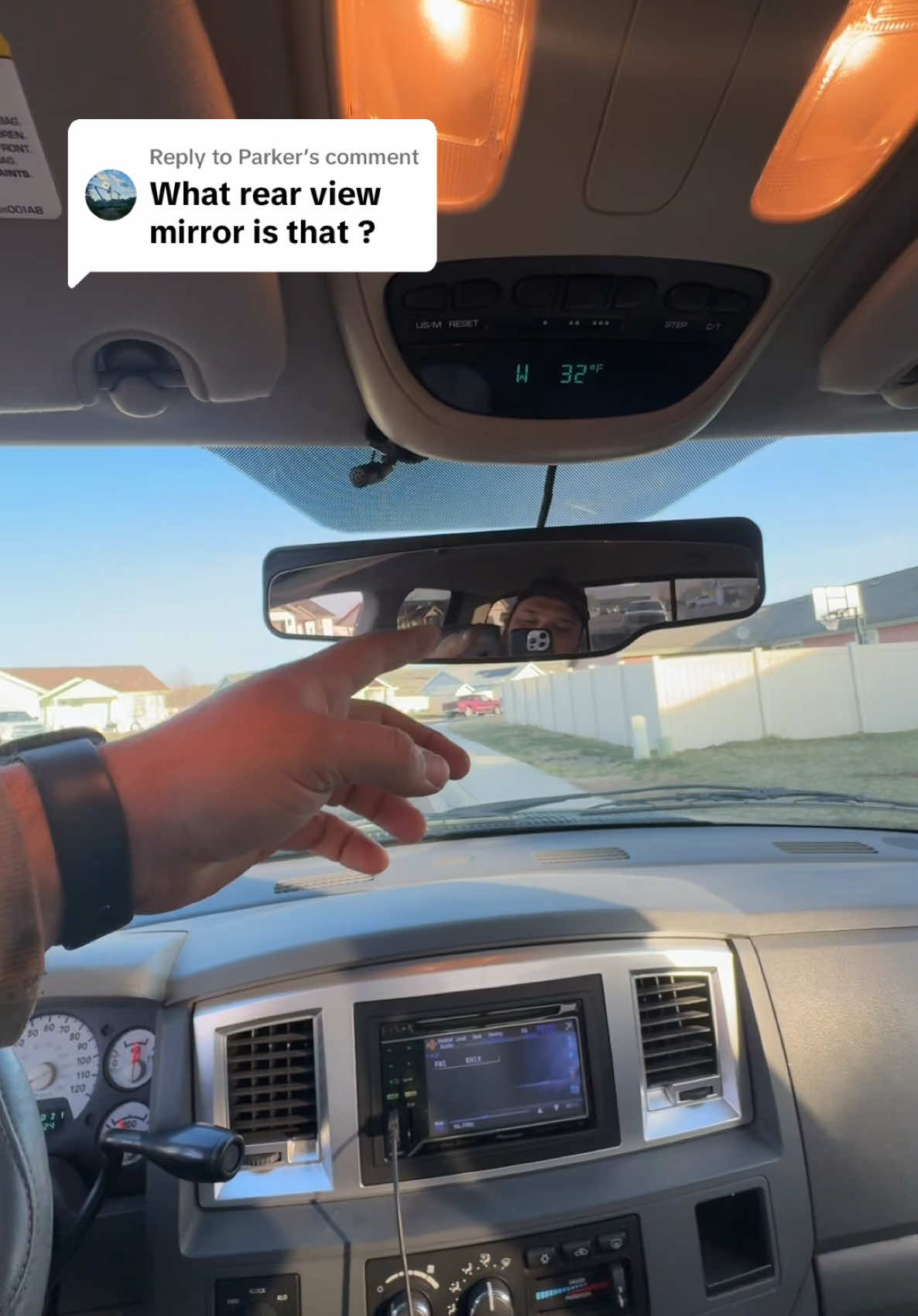 Replying to @Parker I have no idea was on the truck when I got it and thought I’d take it off but actually love it #LifeHack #ram2500 #pickup #truck 