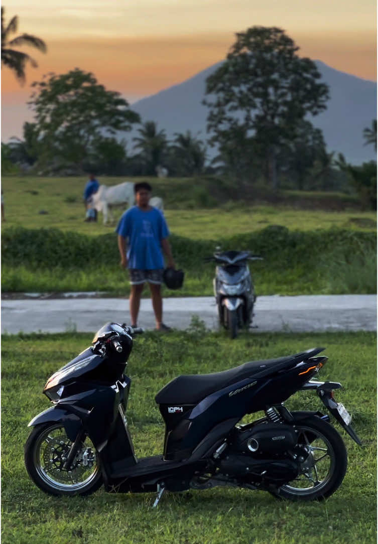 Unli montage #variojuswa #vario #cinematic #variomodifikasi #indoconcept🇮🇩 #fyp  