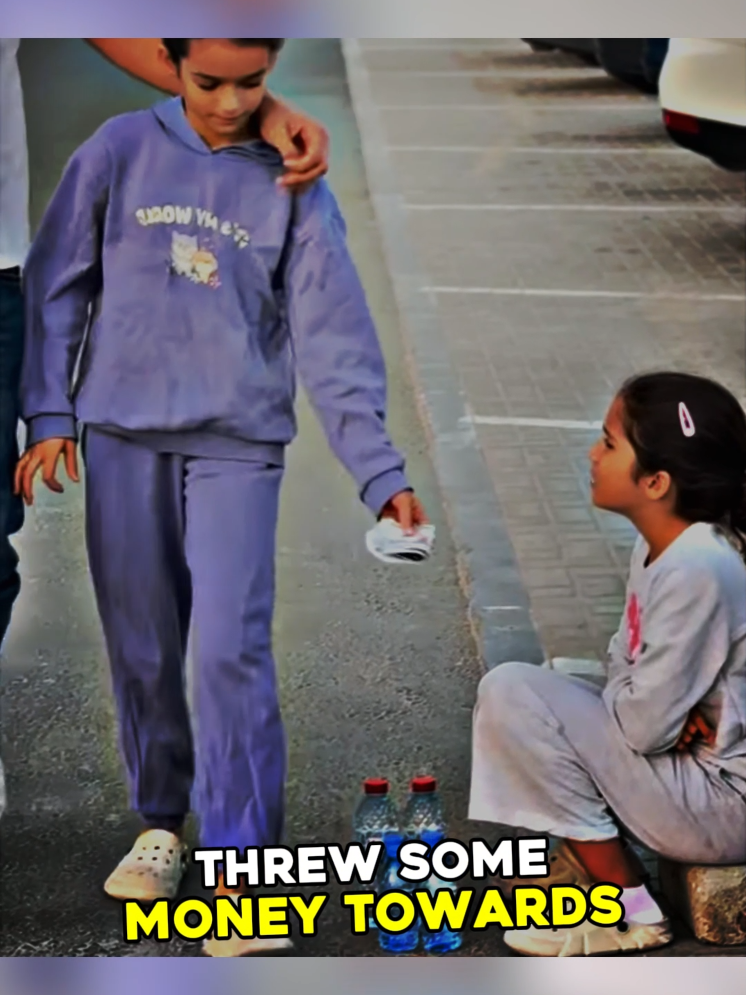 She did a good deed for her brother #kindness #humanity#bekind #helping #respect