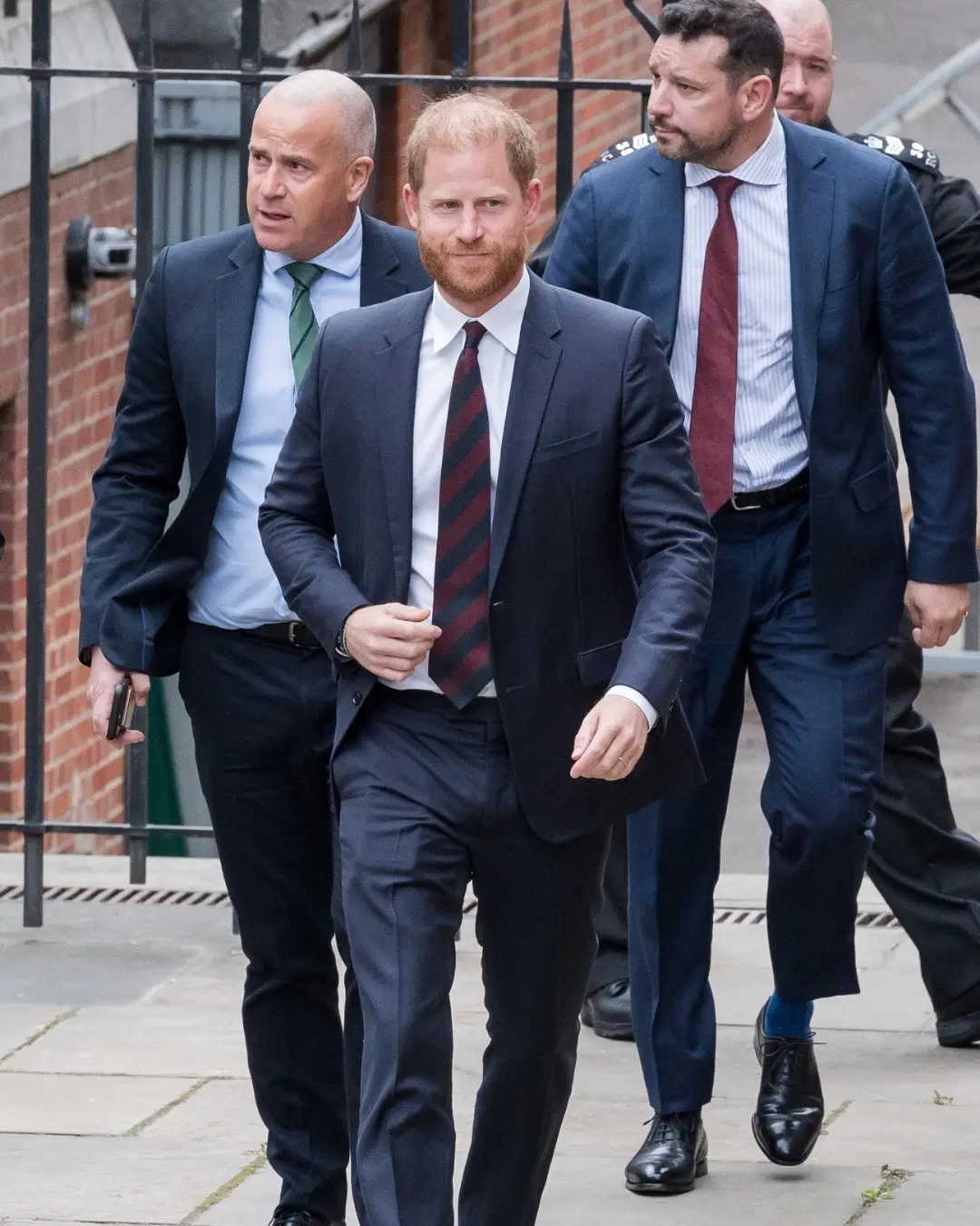 Prince Harry was dramatically escorted out of London’s High Court on Wednesday after a woman interrupted the hearing about his security arrangements. The Duke of Sussex’s bodyguards jumped into action after the agitated supporter suddenly shouted at him, per the Daily Mail, after arriving late and drawing lots of attention with her constant fidgeting. 📸: Getty