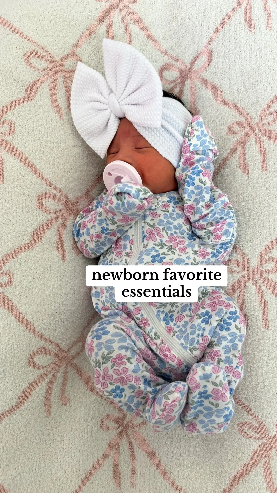 what is your favorite newborn item?? 😇 #newbornmusthaves #newbornbaby #2ndtimemom #momlife #firsttimemom #sahm 