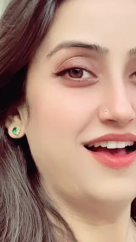 #support #expression #foryou #fyp #oldisgold #hindisong #aayehomerizindagimeintumbaharbanke 