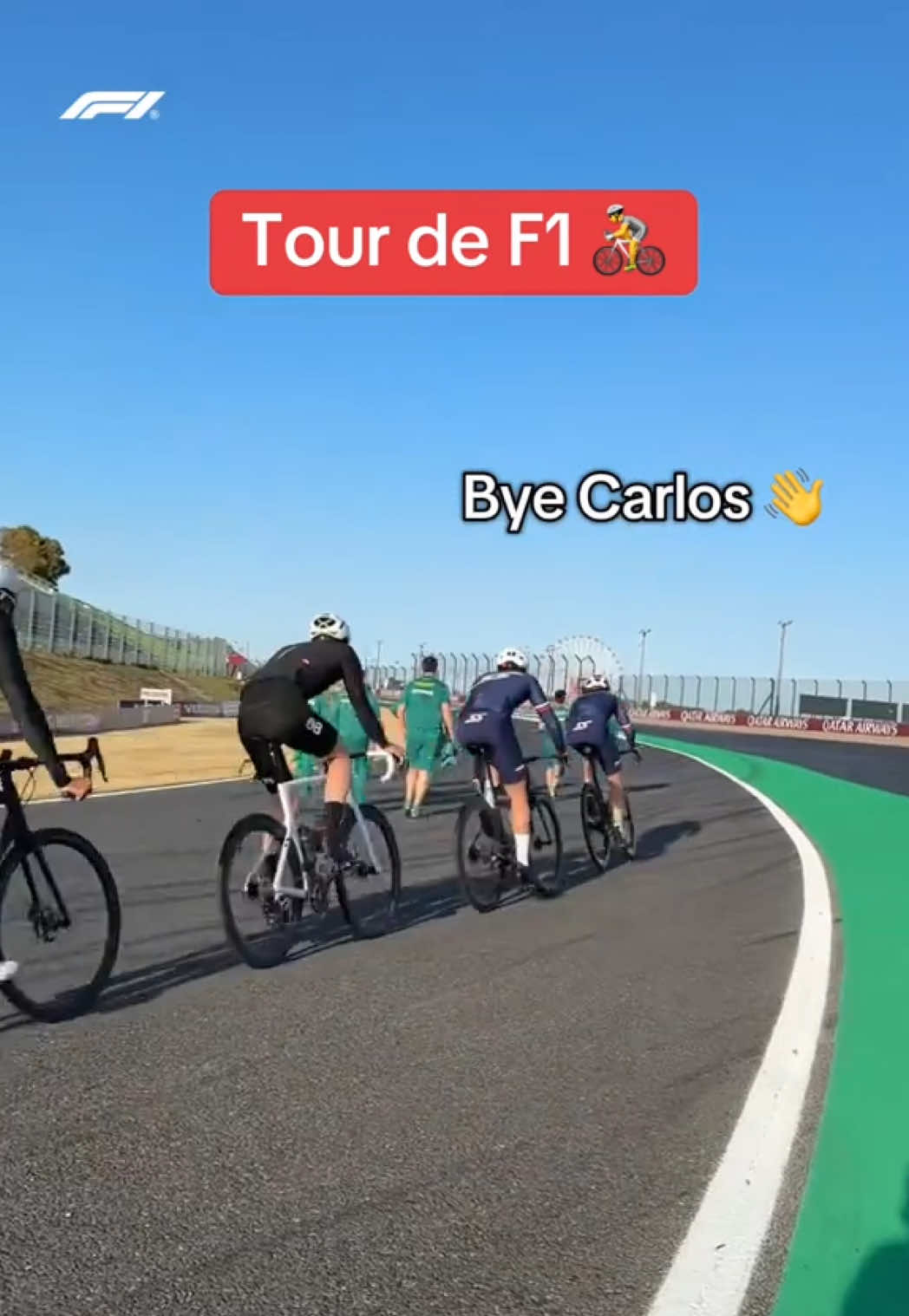 @Formula 1 🤝 cycling  @carlossainz55 has wheels ⛽️  Let us know which rider you are in the comments 👇   #Cycling #cyclinglife #cycle #bike #bikelife #biker #sport #sports #sportstiktok #F1 #songkran2025 #lunes #lomejornuncasesube #spain #japan 